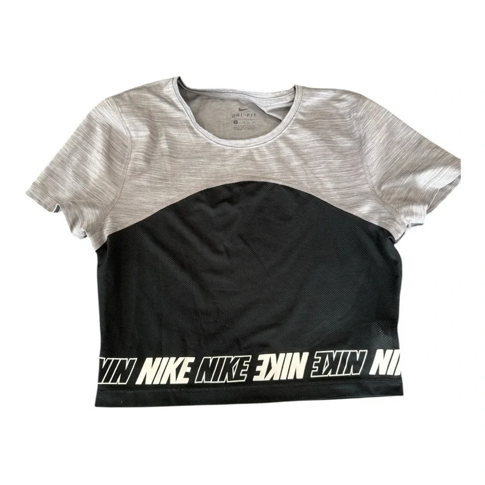 Nike Women's Gray and Black Top